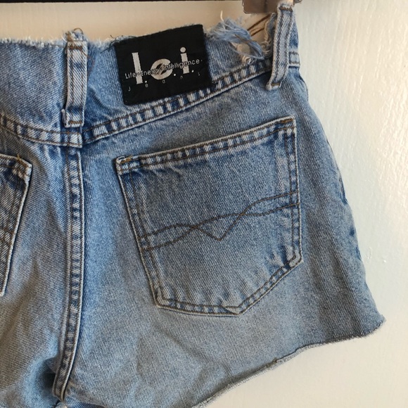 Vintage LEI high waisted jean shorts - Picture 5 of 7